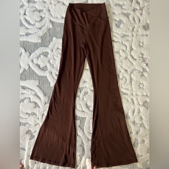 Aerie crossover flare leggings - Picture 1 of 2